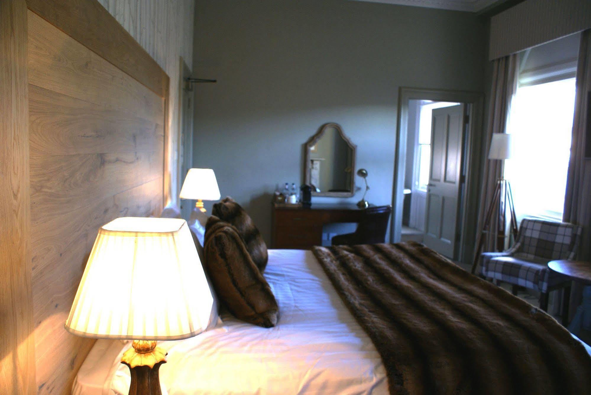Loch Fyne Hotel And Restaurant Bath Exteriör bild